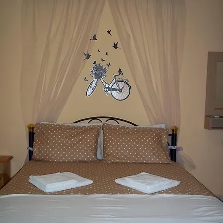 Apartament En Leuko Tsoukaládhes